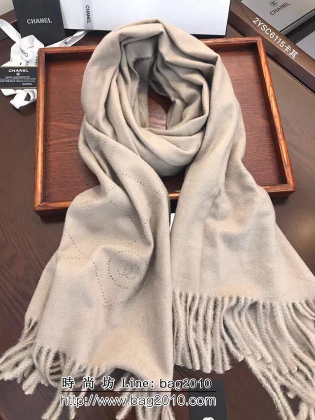 CHANEL香奈兒最新款 燙鑽logo羊絨圍巾 2YSC6115 LLWJ7051